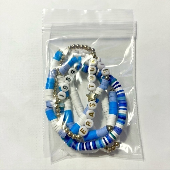 Taylor Swift Eras Tour 1989 Friendship Bracelets - Picture 9 of 9